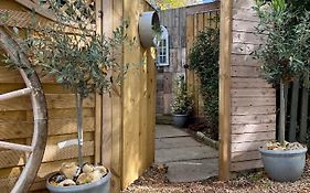 Little Limes An Adorable Little Suffolk Getaway With Outside Space Near Woodbridge